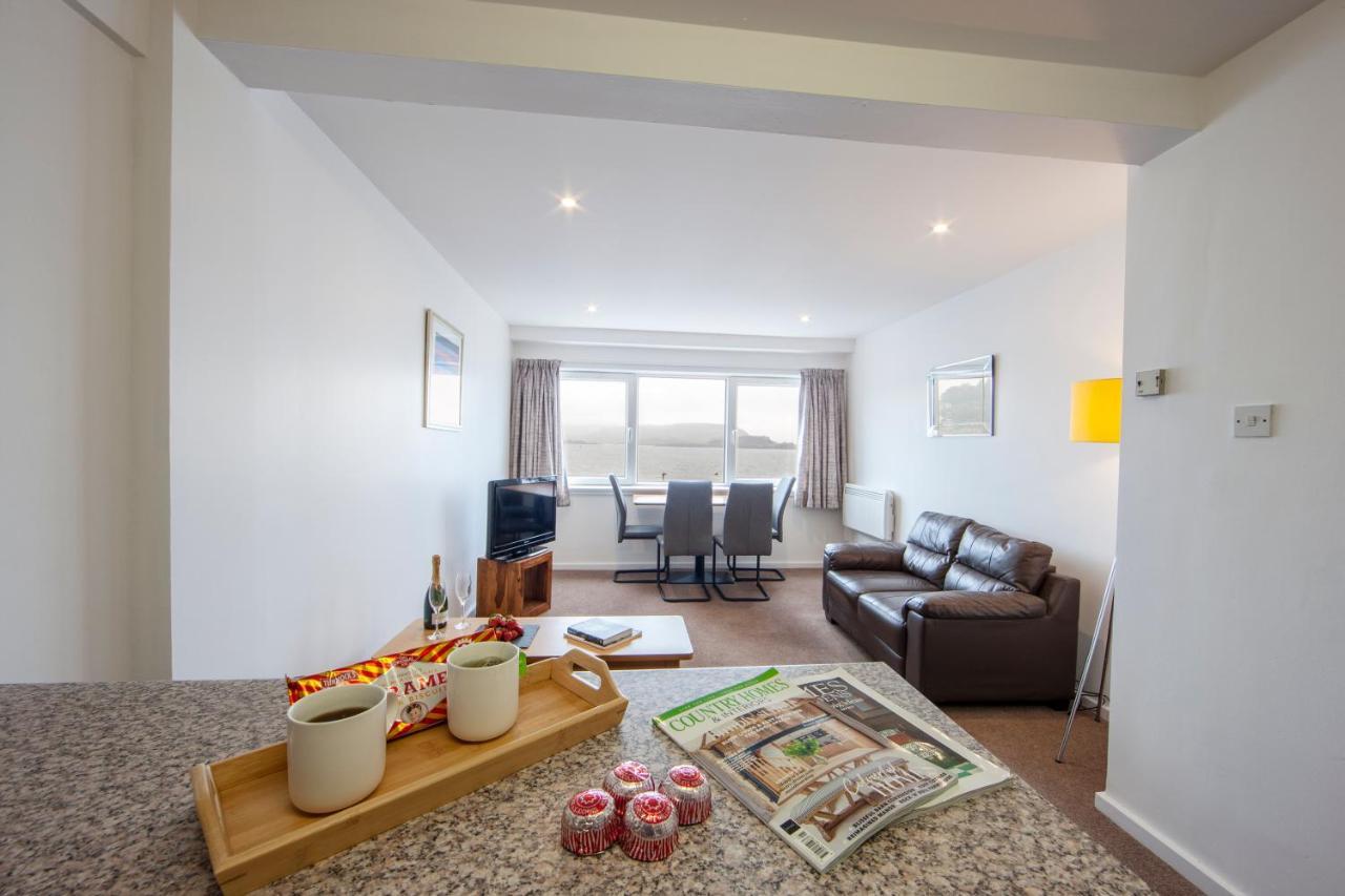 Esplanade Court Holiday Apartments โอบาน ภายนอก รูปภาพ