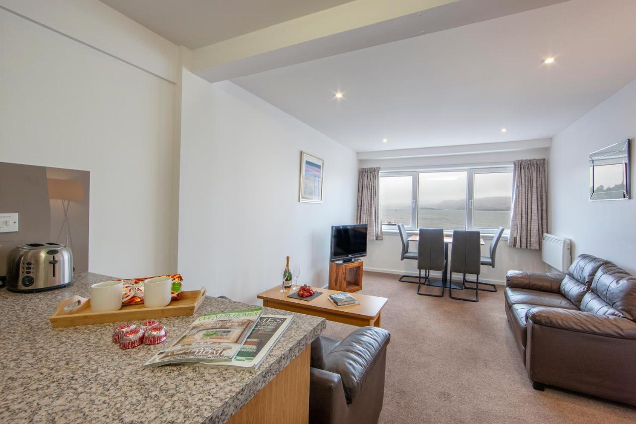 Esplanade Court Holiday Apartments โอบาน ภายนอก รูปภาพ